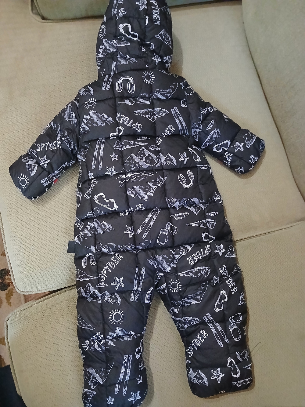 Spyder Black and Red Infant Snowsuit NWT White Graphics Red Fleece Lining 3-6 M - Picture 2 of 6